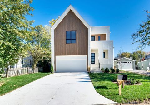 Photo of 214 54th Ave N, Nashville, TN 37209 (MLS # 3045170)