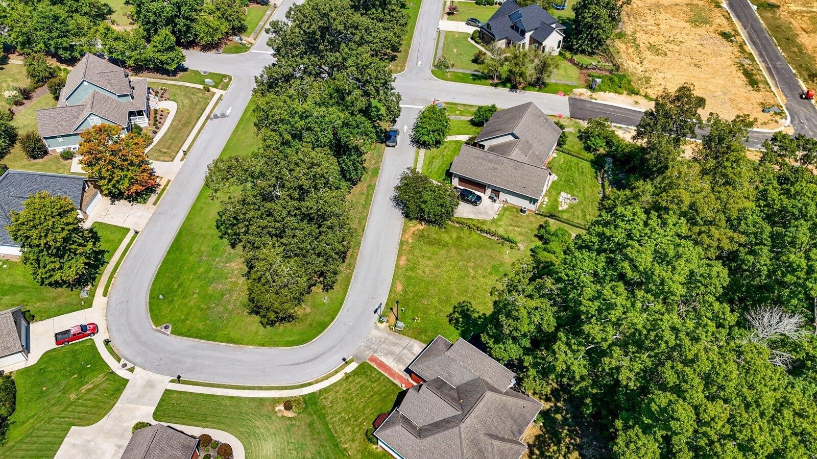 95 Avenue Of Oaks