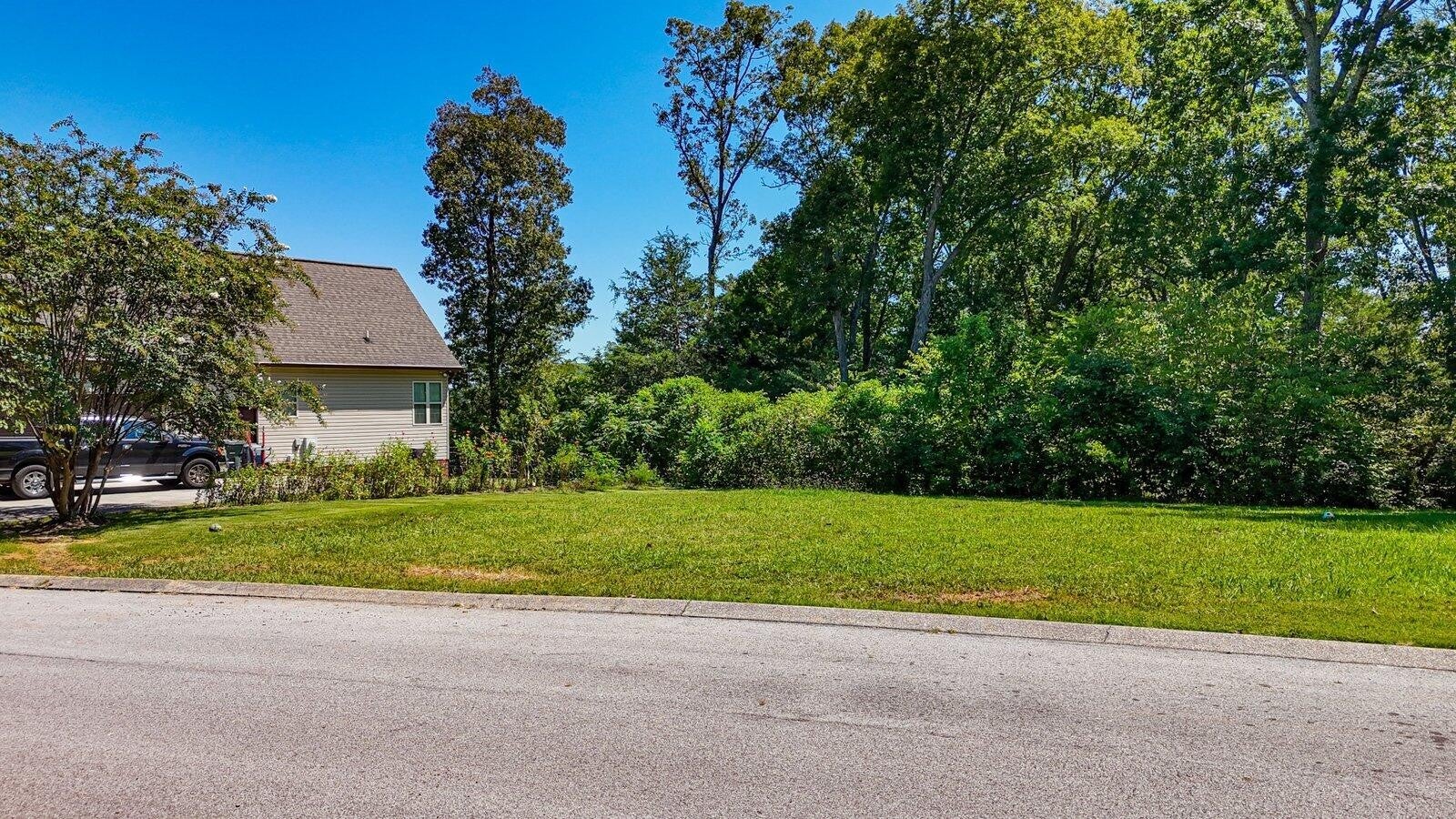 95 Avenue Of Oaks