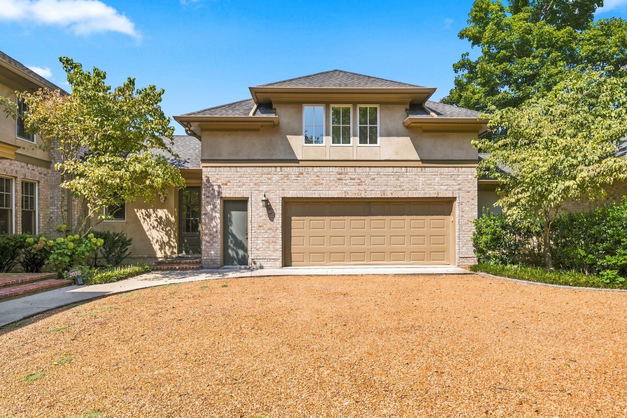 203B Woodmont Cir