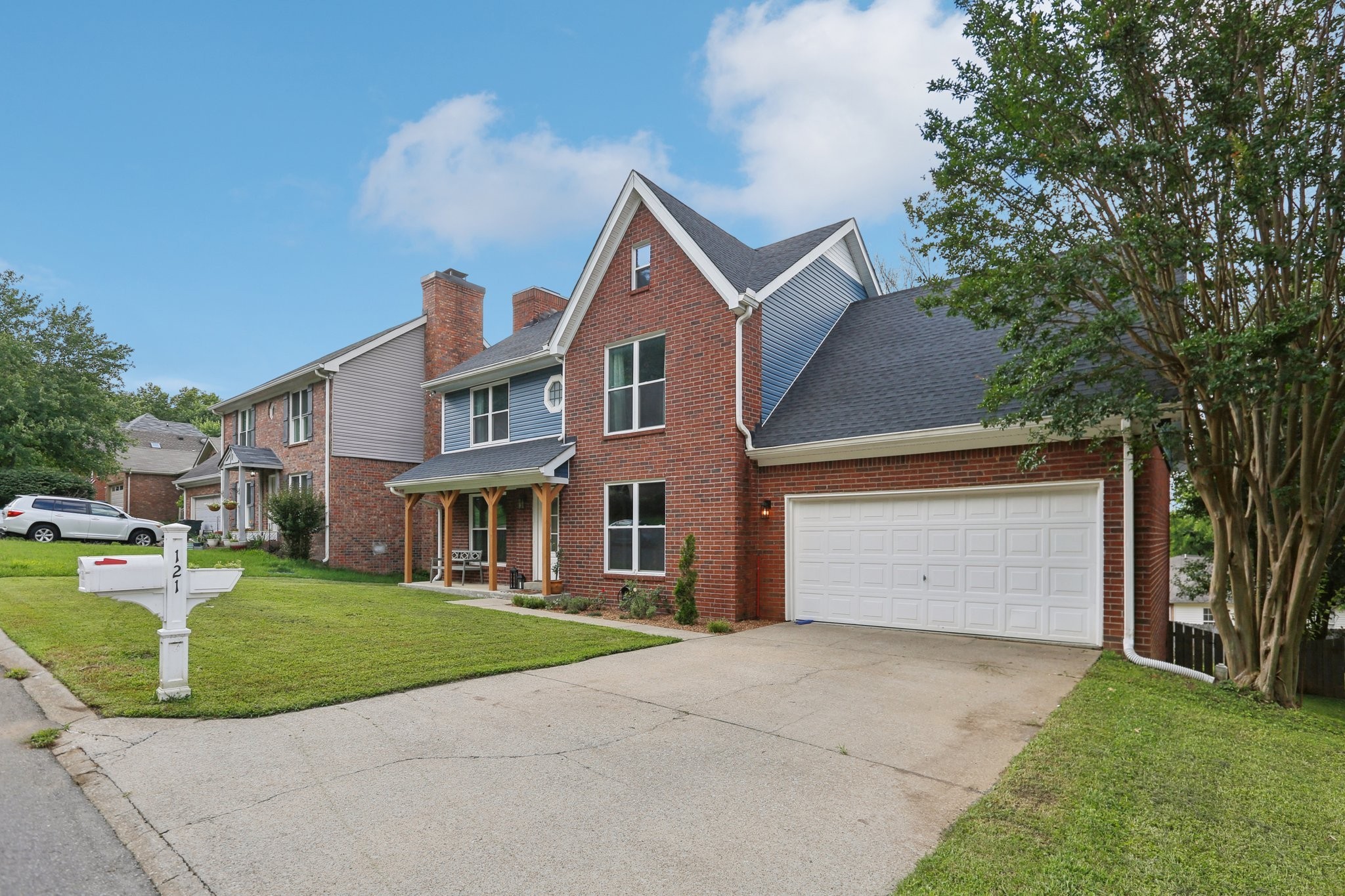 121 La View Rd