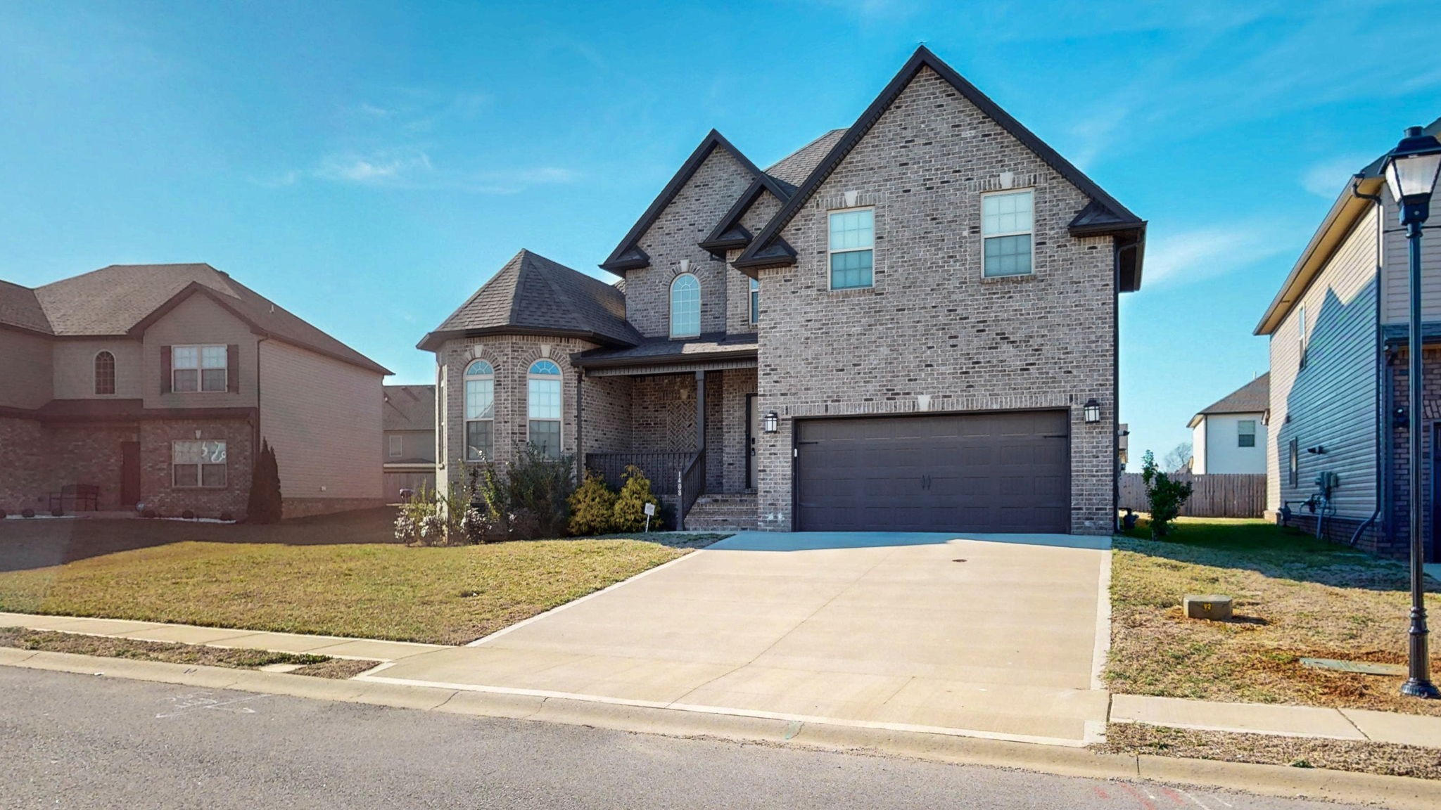 1408 Kingbird Dr