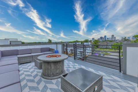 1029 Cheatham Pl Nashville TN 37208
