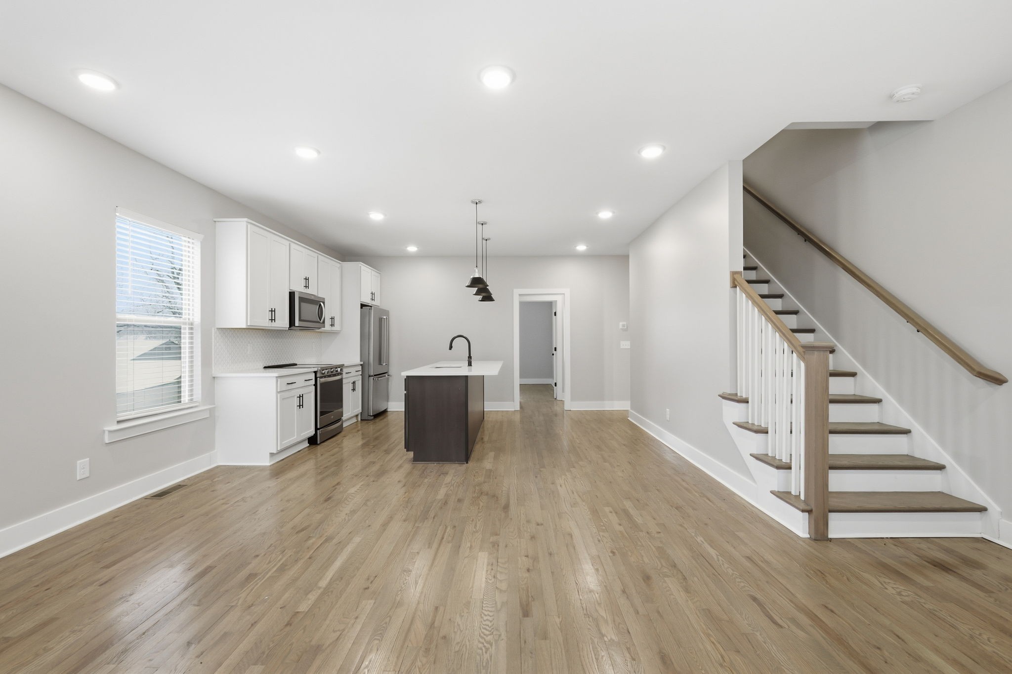 208 Thompson Park Dr 34