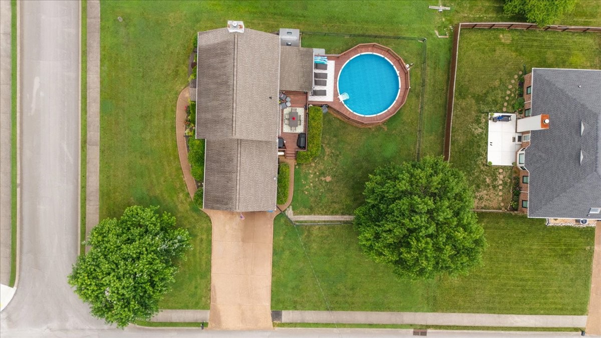 4000 Claude Dr