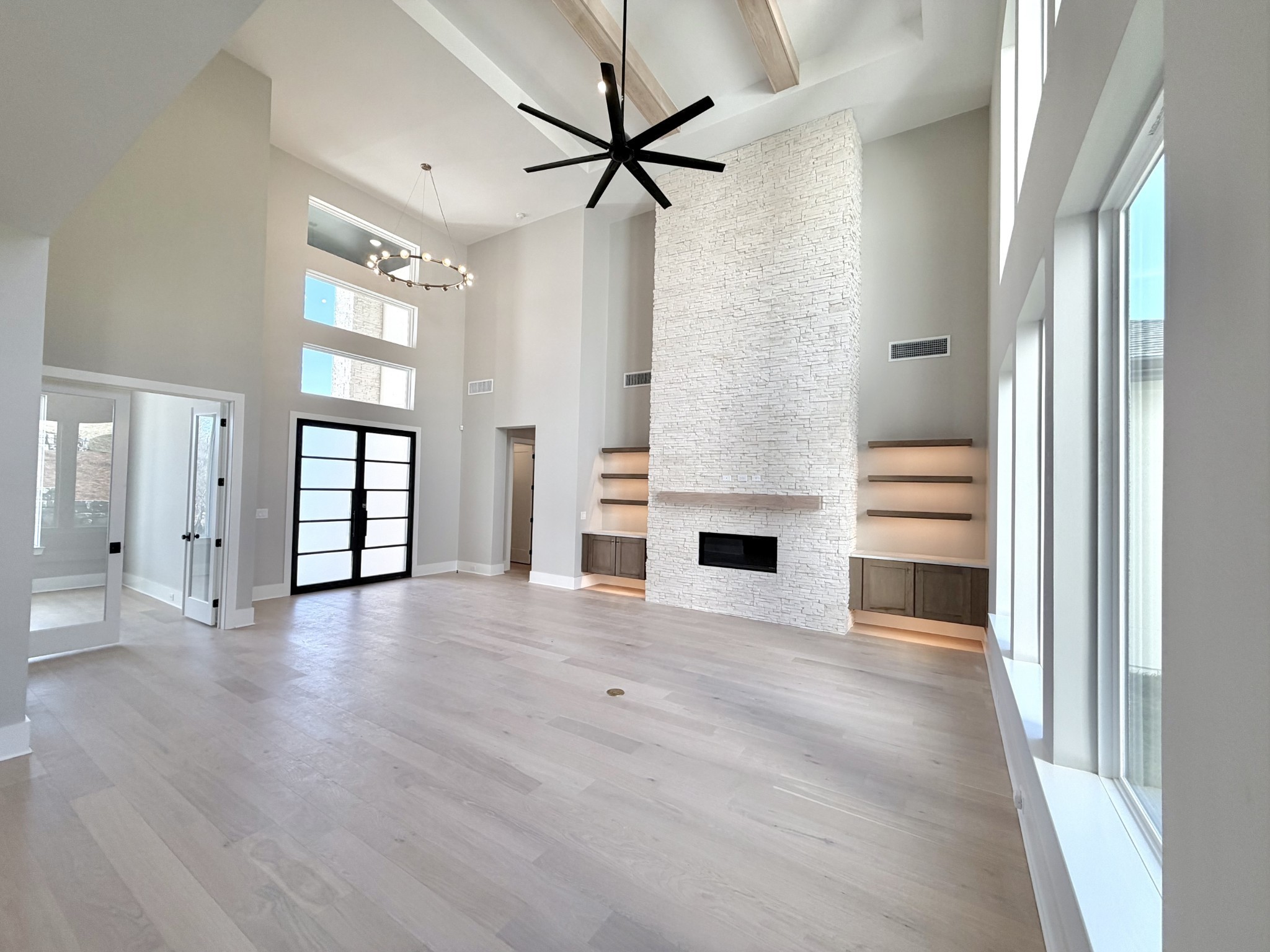 1835 Dartmouth Drive