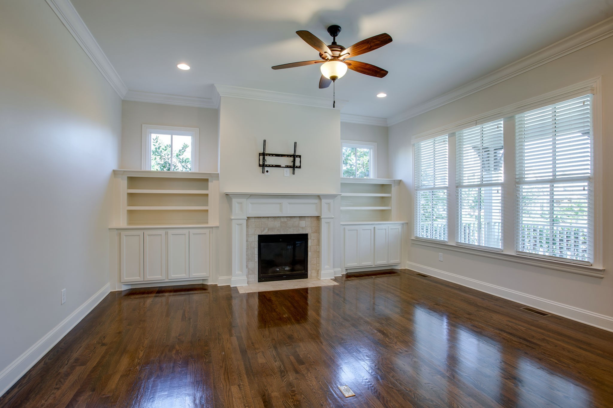 400 Ripley Ln
