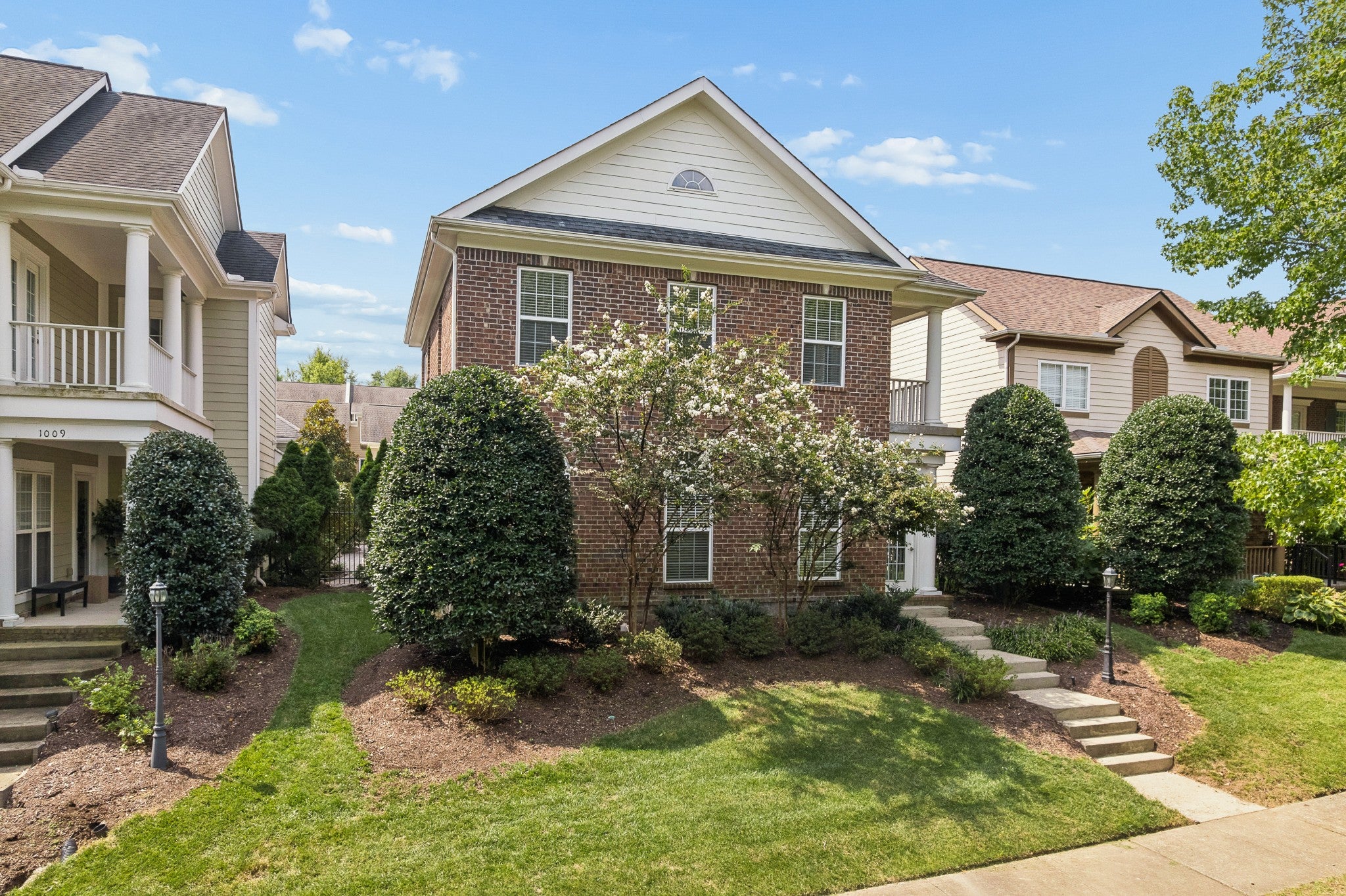 4-bed listing at 1007 Eden Park Dr, Franklin
