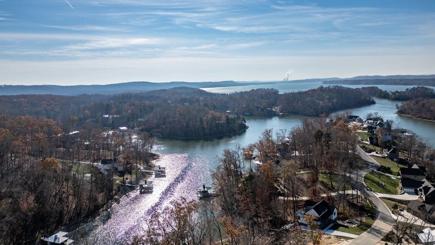 463 Waterfront Way