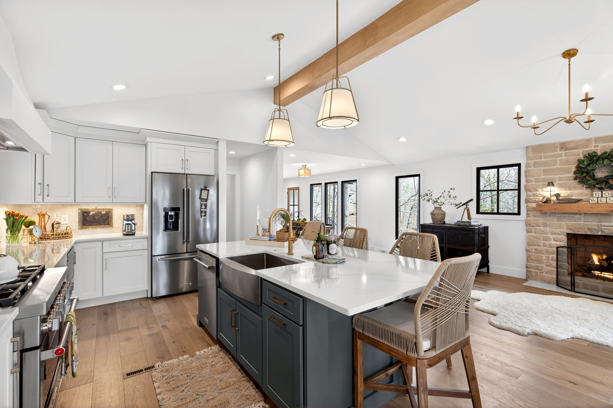 4017 Beverly Hills Dr