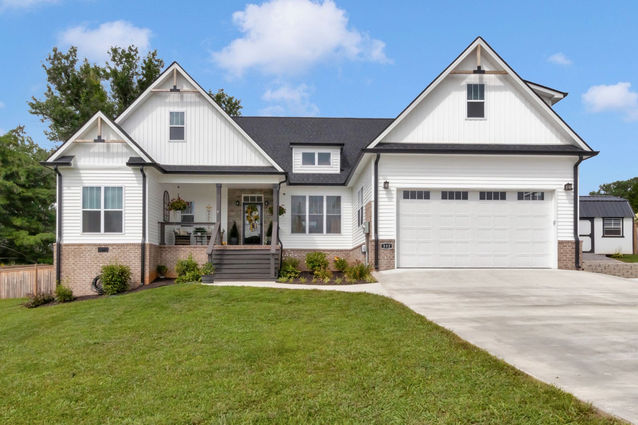 332 Country Club Rd