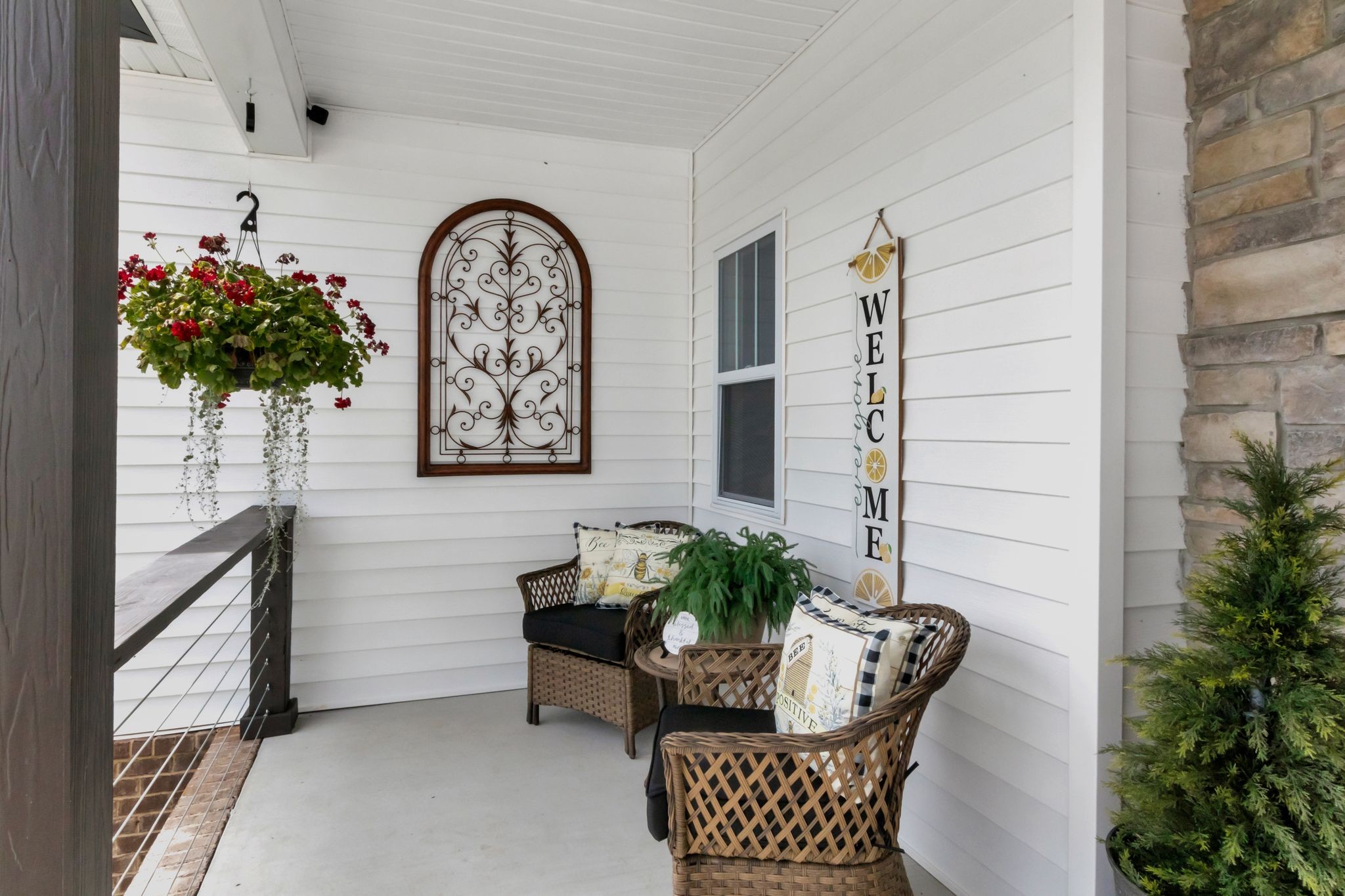 332 Country Club Rd