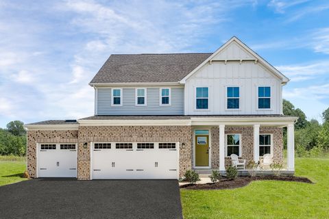 3010 Thoroughbred Way White House TN 37188