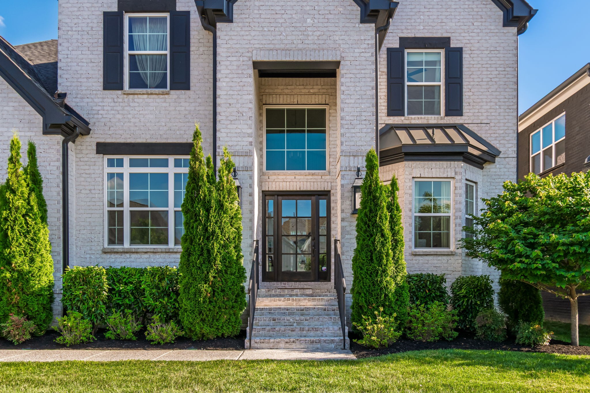 2045 Bocage Cir