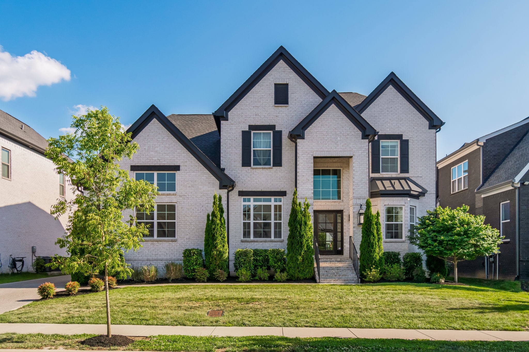 2045 Bocage Cir