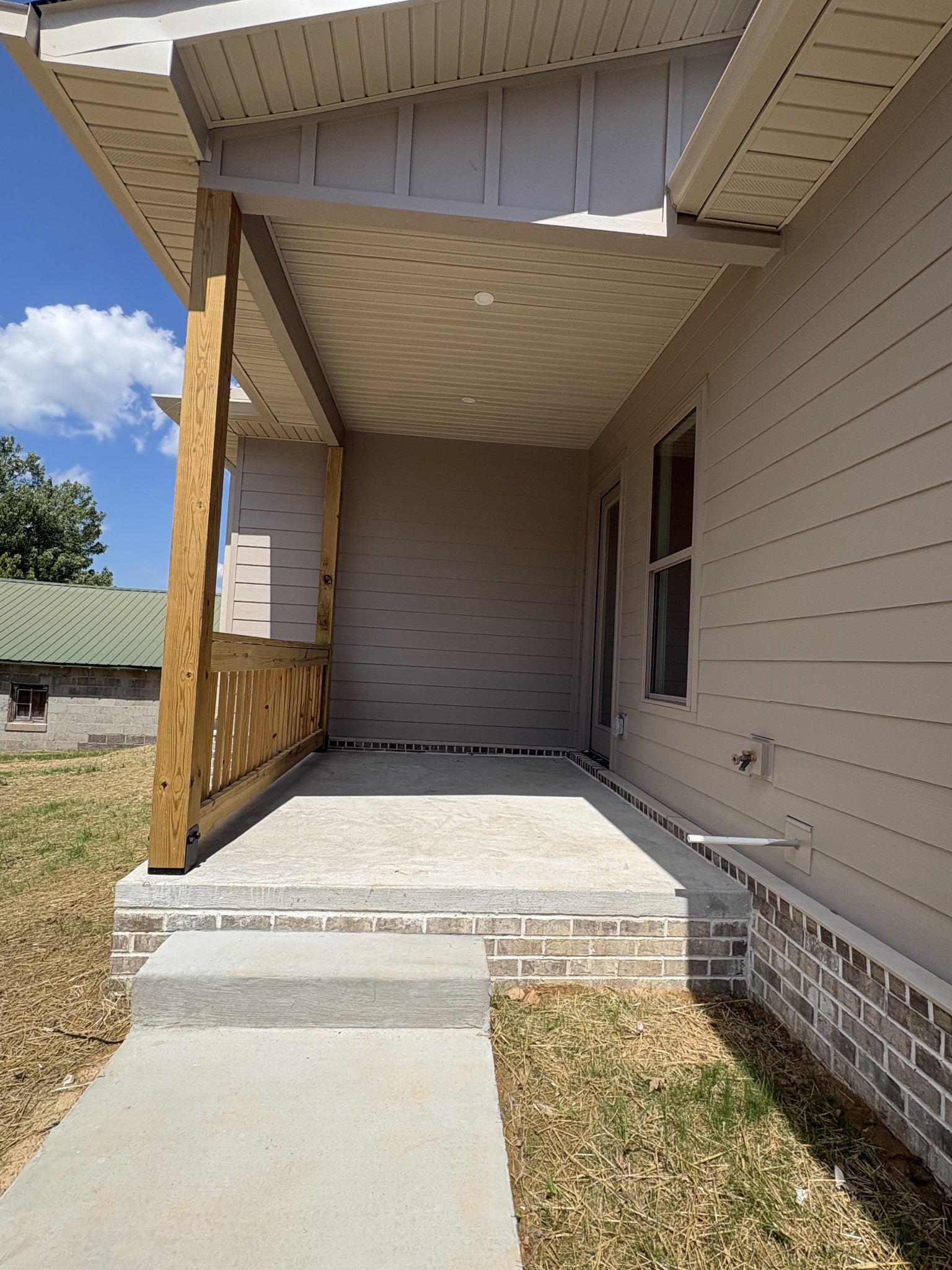 3012 Sumner Dr