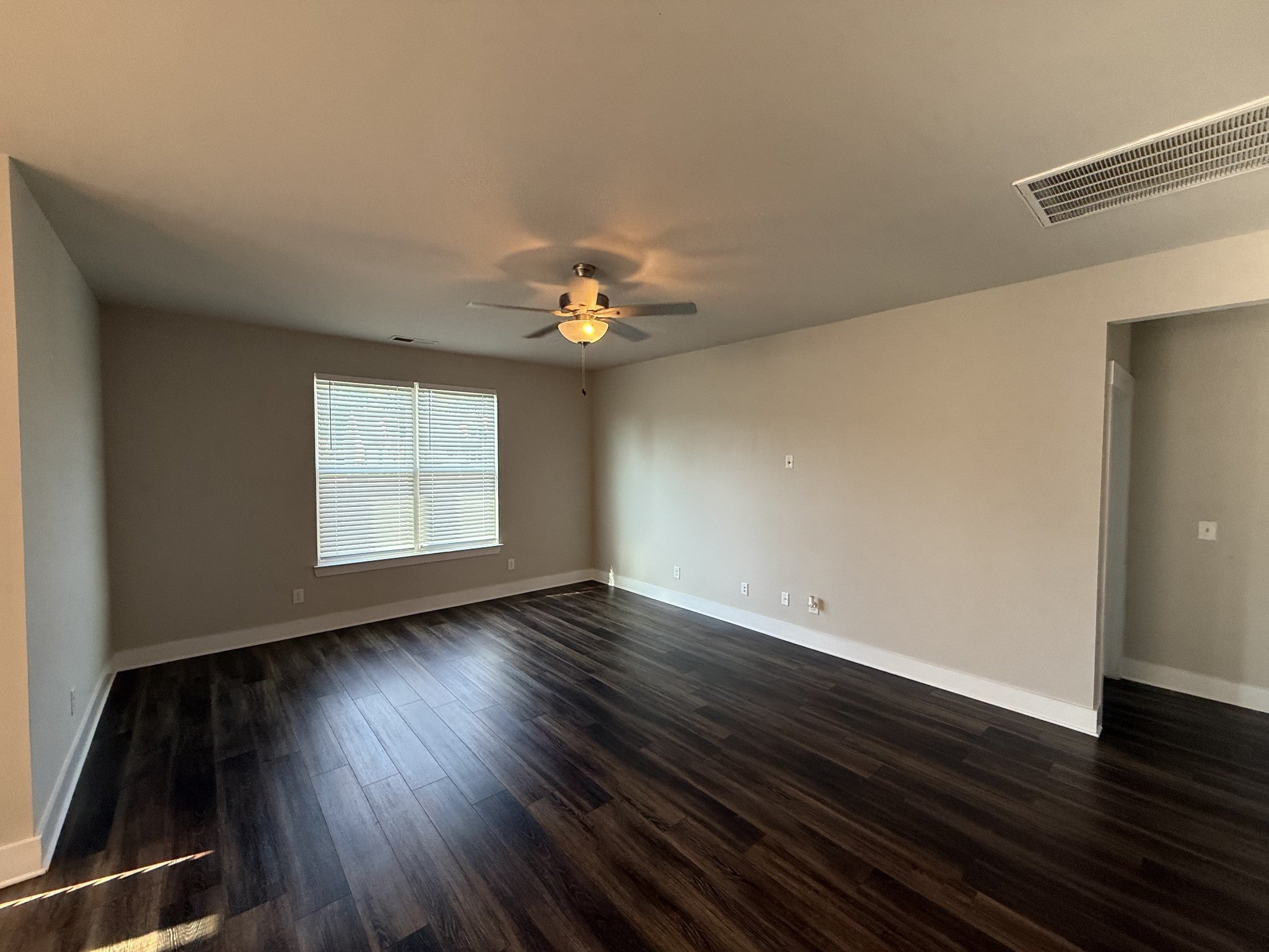 213 Snapdragon Dr
