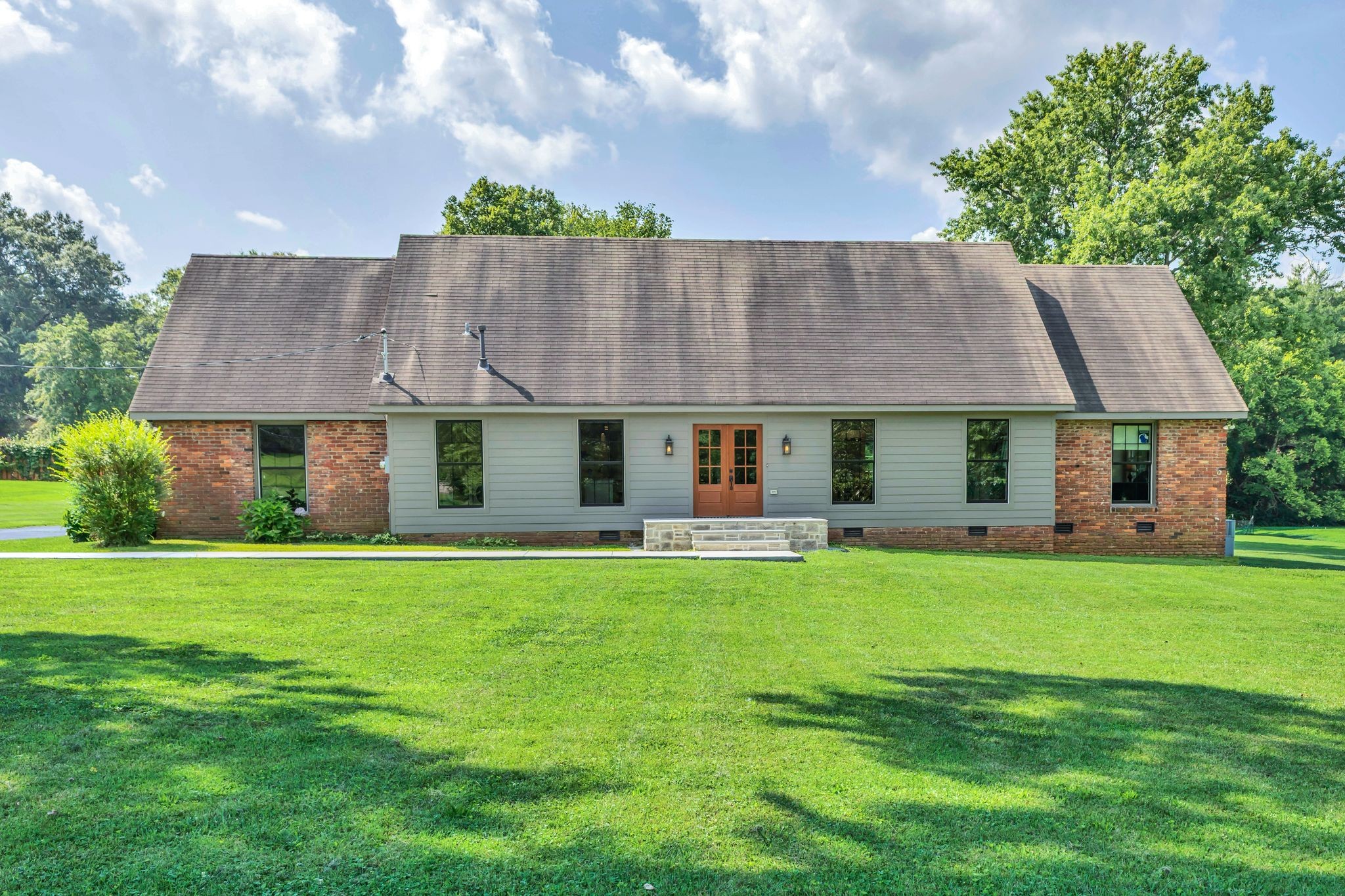 9003 Oden Ct