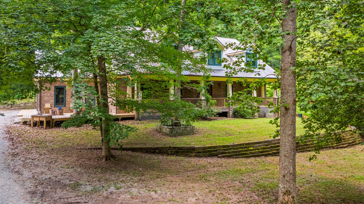 68 Wells Hill Rd