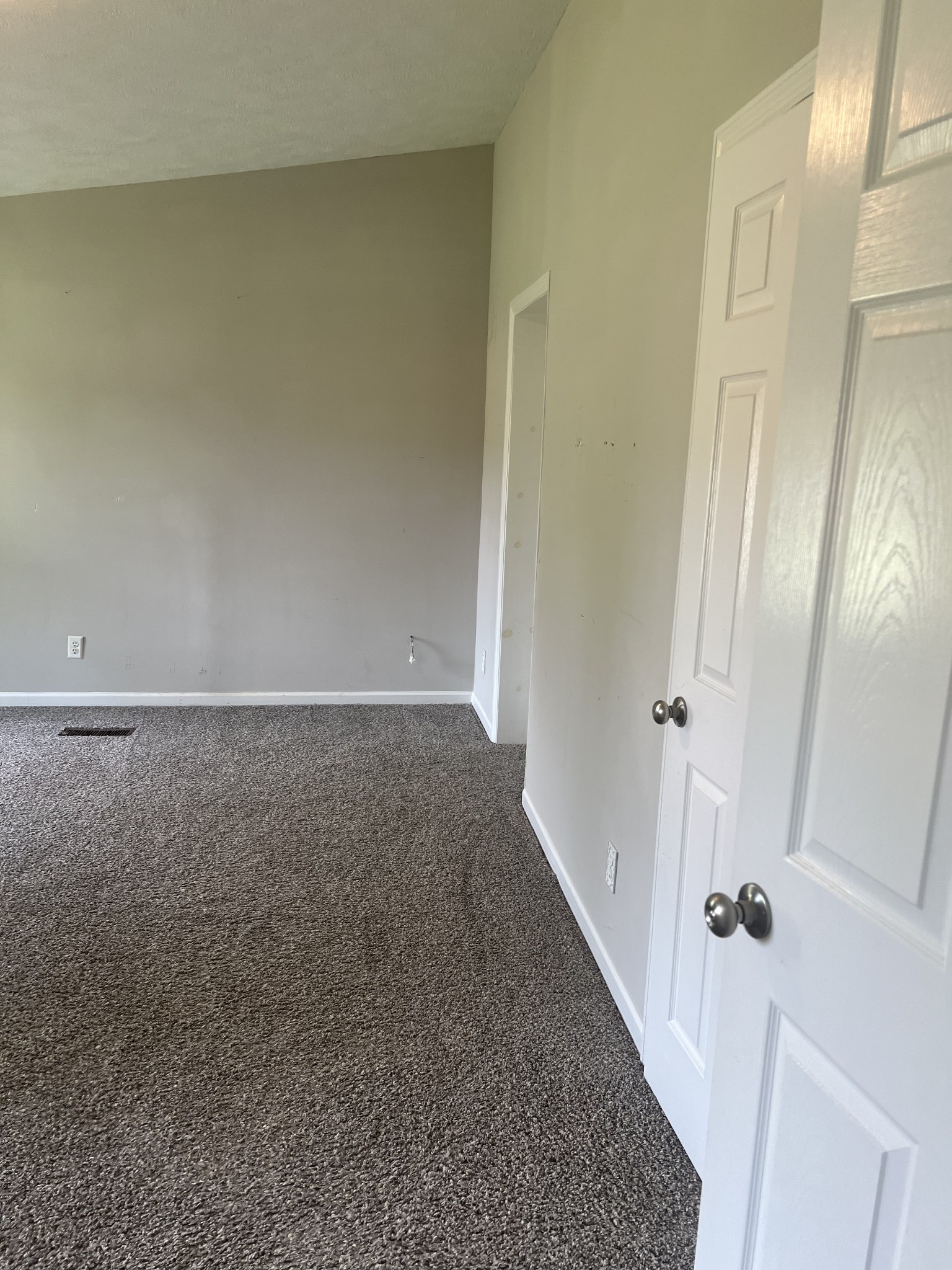 337 Jefferson Pike