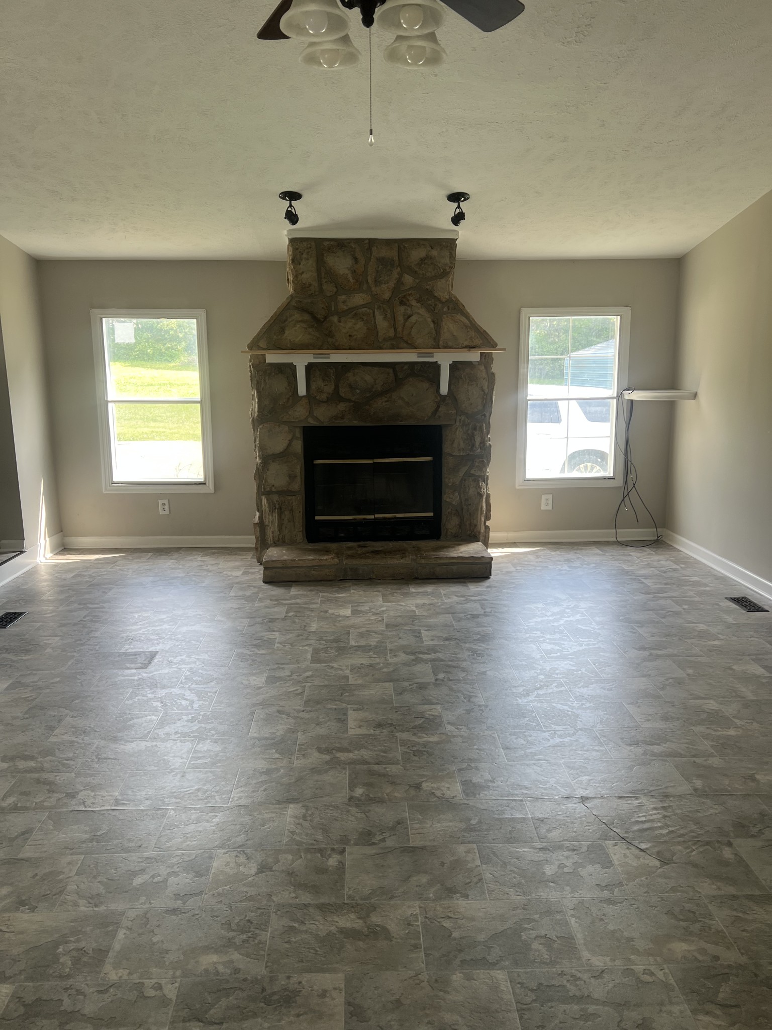 337 Jefferson Pike