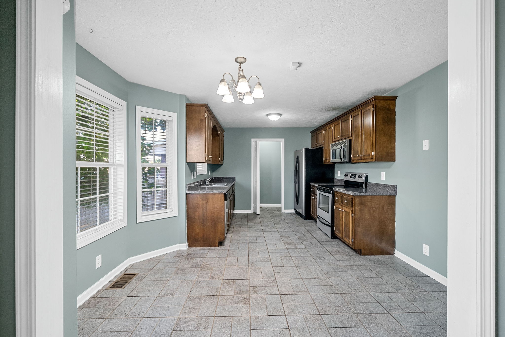 1020 Cindy Jo Ct