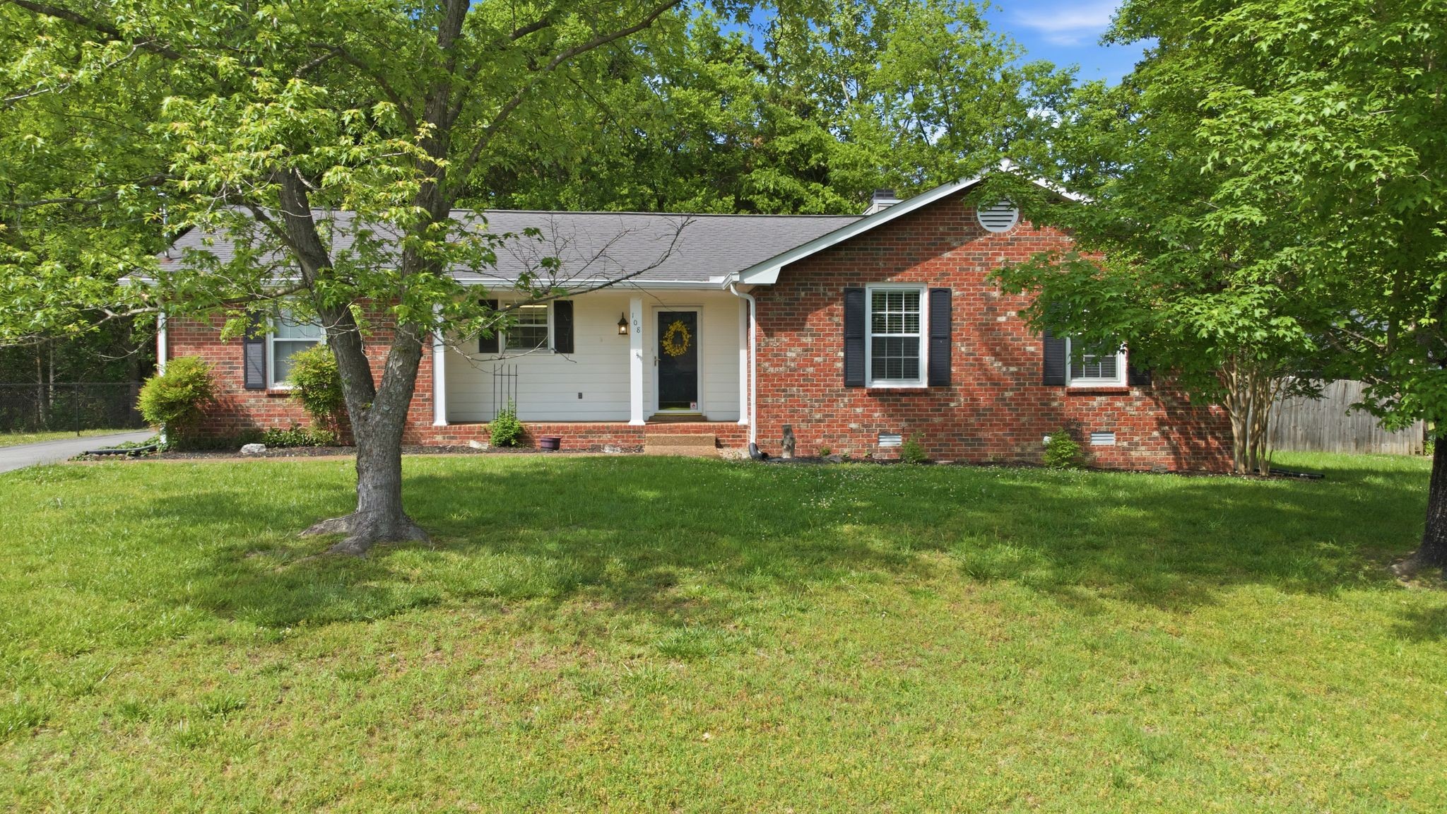 108 Ashlea Ct