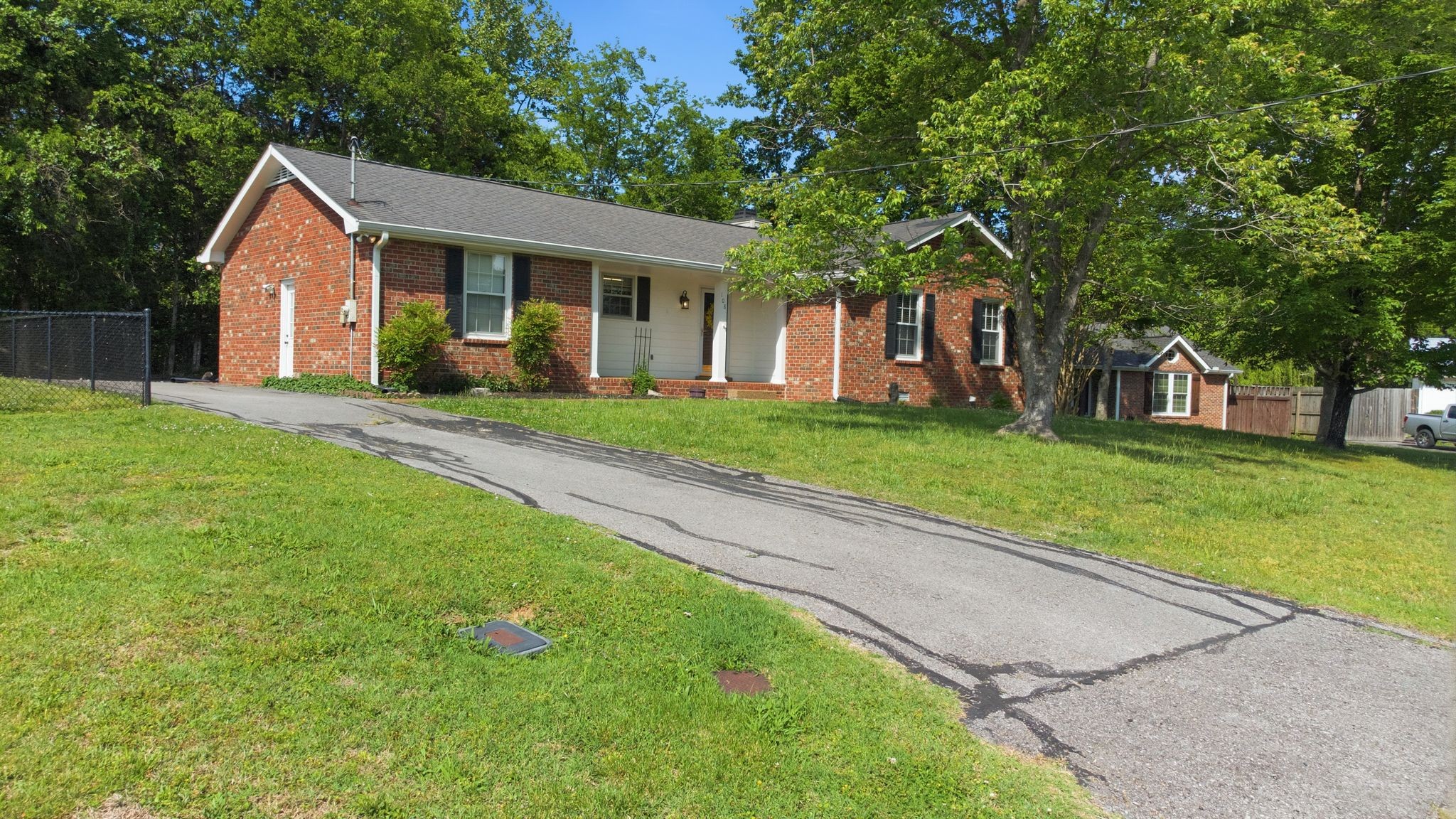 108 Ashlea Ct