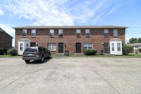 2000 Tynewood Dr Clarksville TN 37042