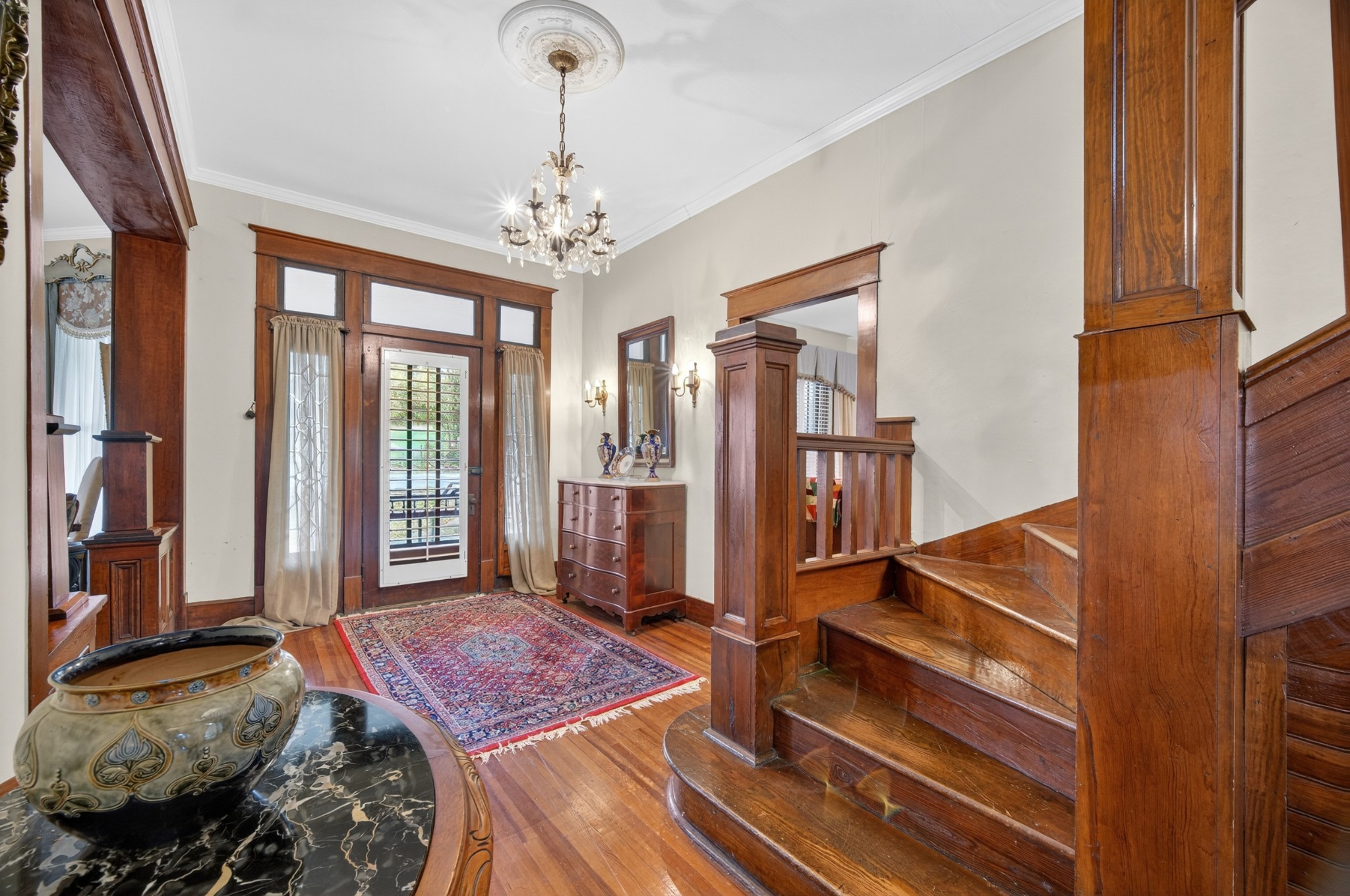 204 Bright Ave