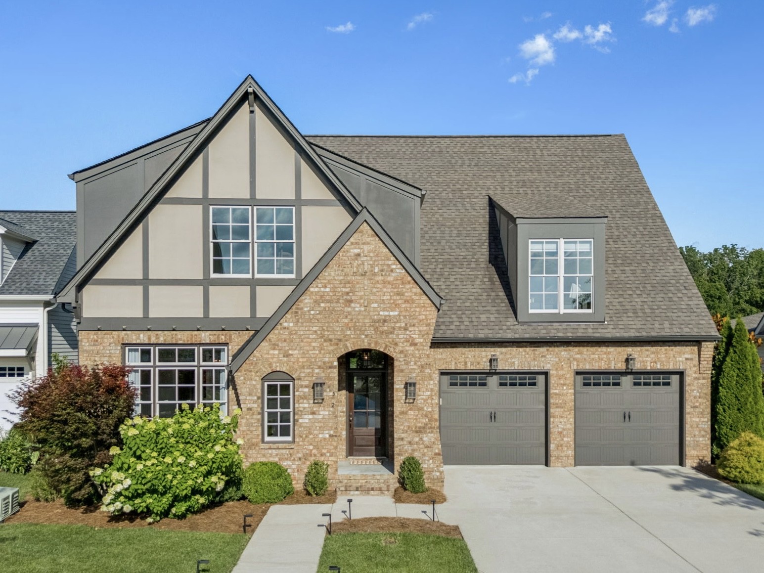 52 Glenrock Dr