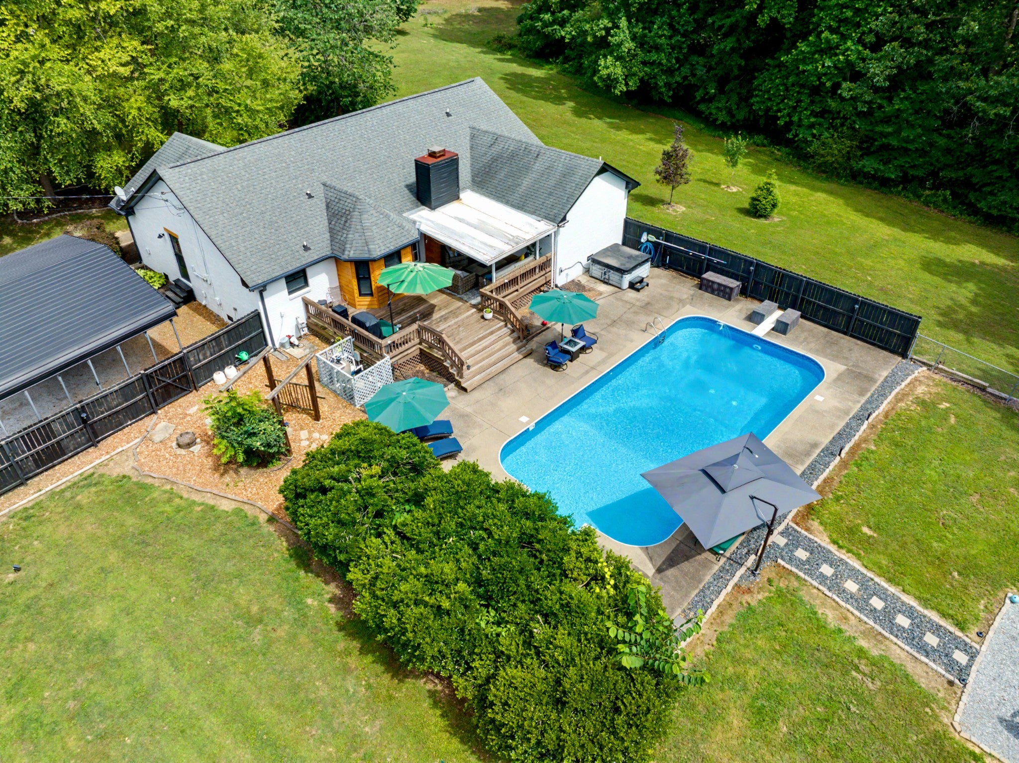 2552 Farms Cir