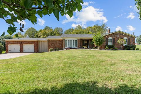 1744 Carthage Rd Red Boiling Springs TN 37150
