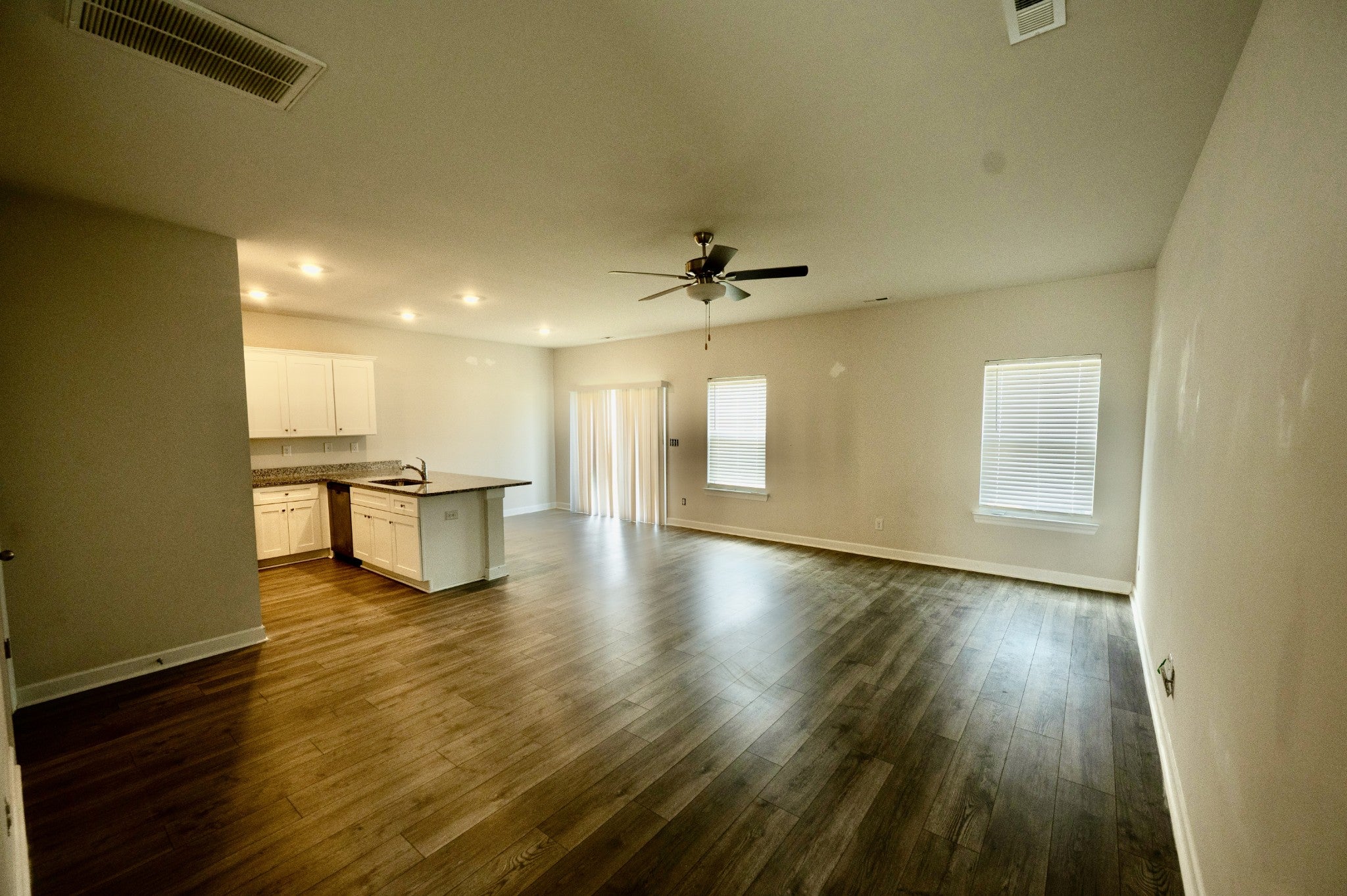 2322 Alberto Dr