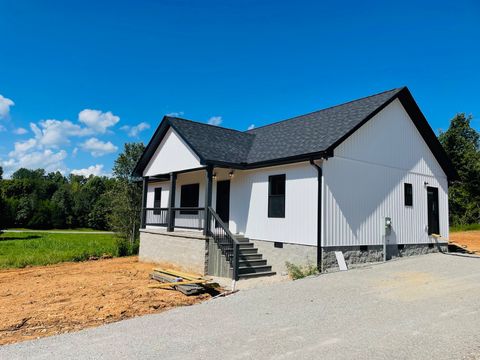 66 Hidden River Ave Sparta TN 38583