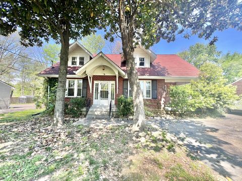 642 McMurray Dr Nashville TN 37211