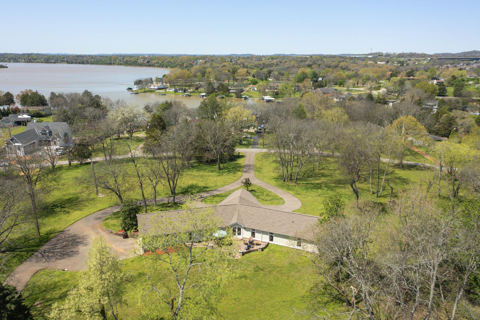 1035 Forest Harbor Dr