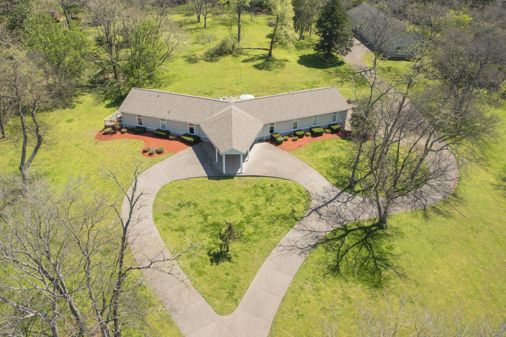 1035 Forest Harbor Dr