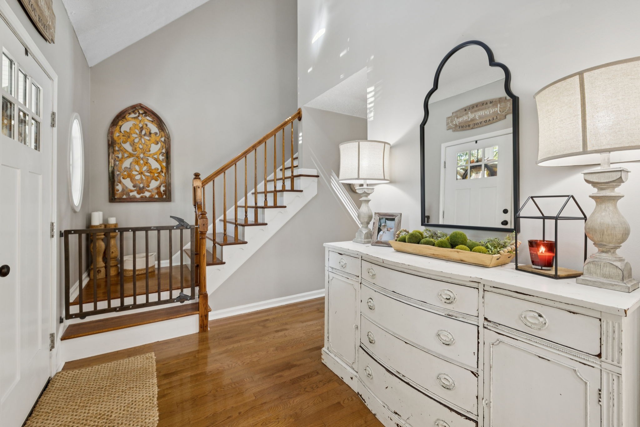 2044 Old Clarksville Pike