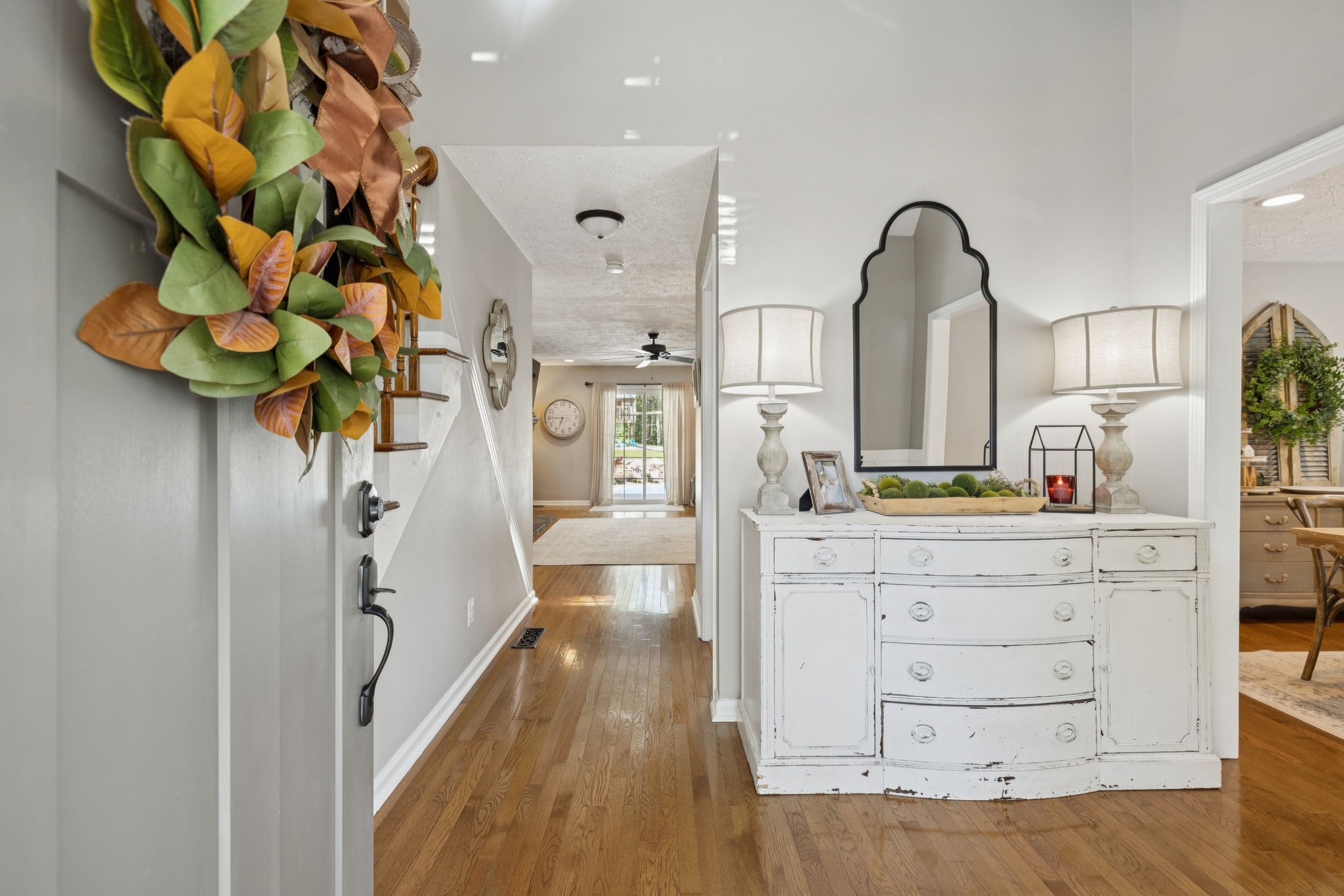 2044 Old Clarksville Pike