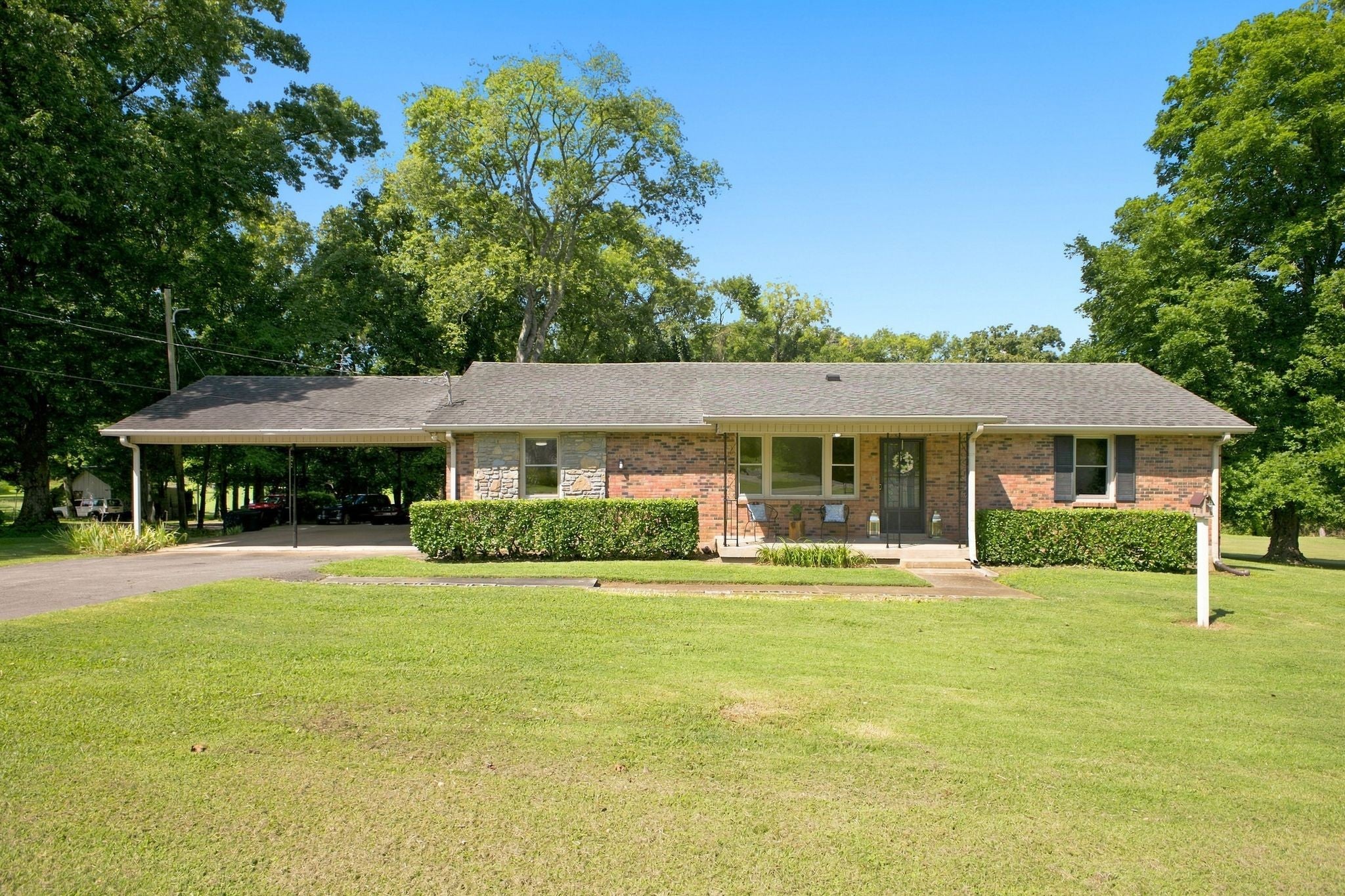 5757 Pettus Rd
