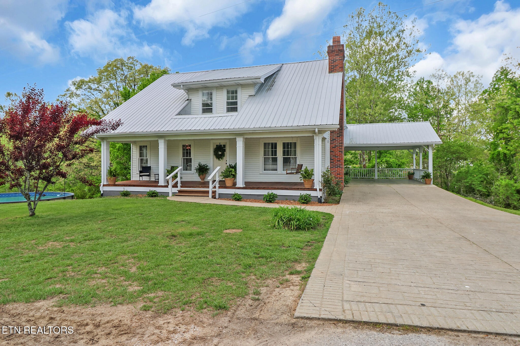 326 Taylor Ave