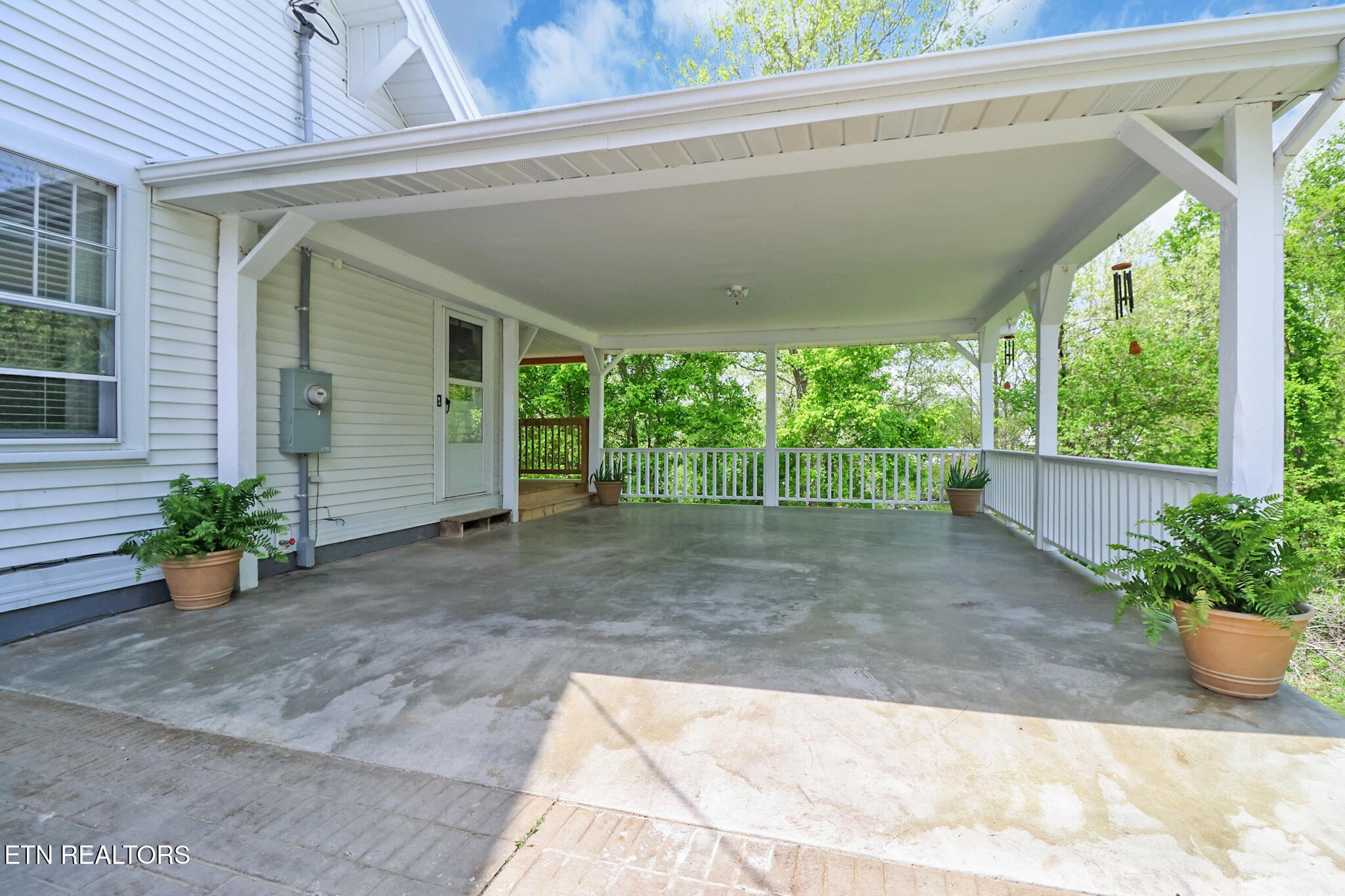 326 Taylor Ave