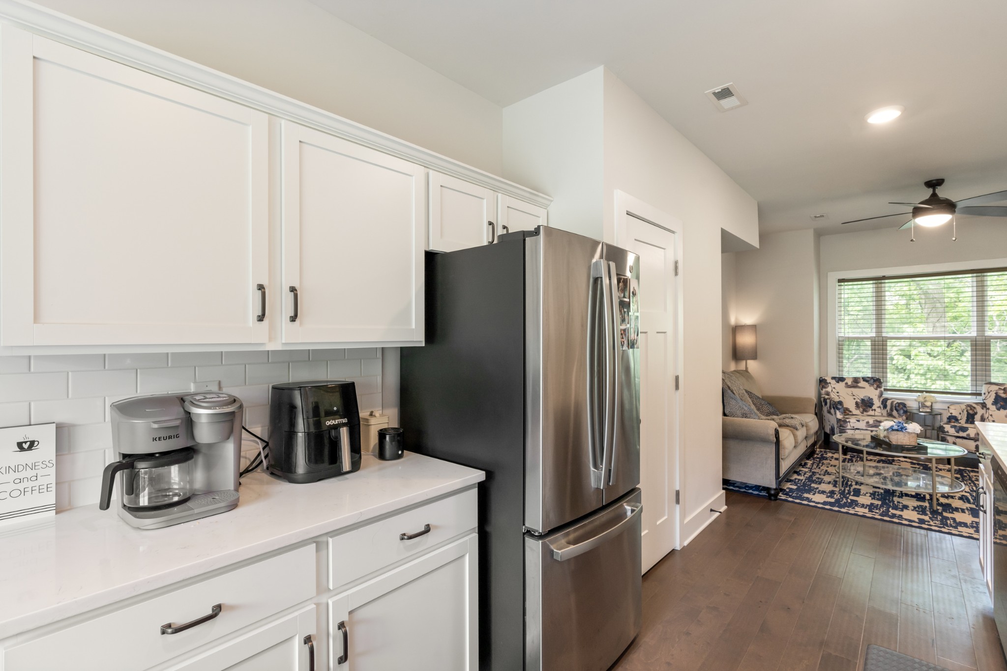 450 Glastonbury Rd 12