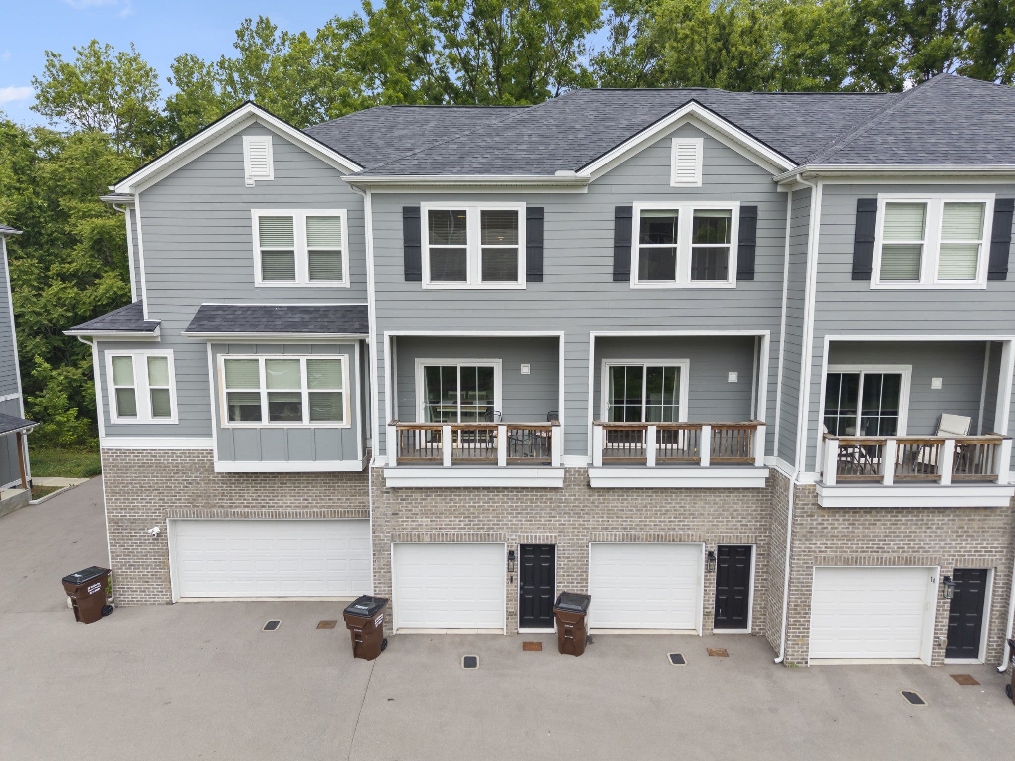 2-bed listing at 450 Glastonbury Rd 12, Nashville