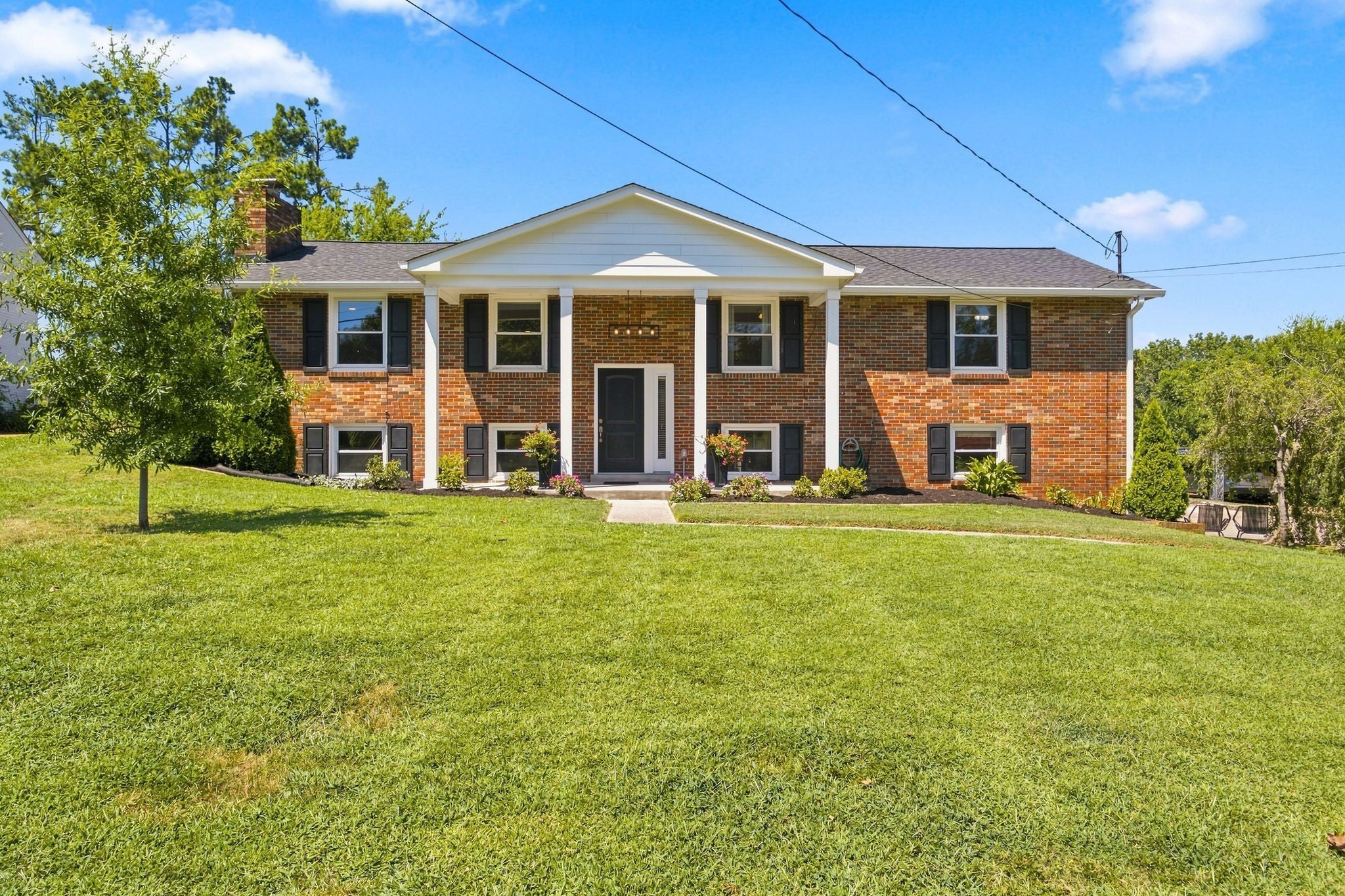 4-bed listing at 6314 Saint Henry Dr, Nashville