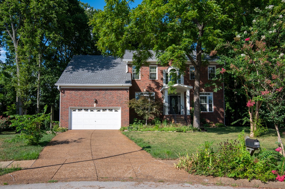 636 Grange Hill Ct
