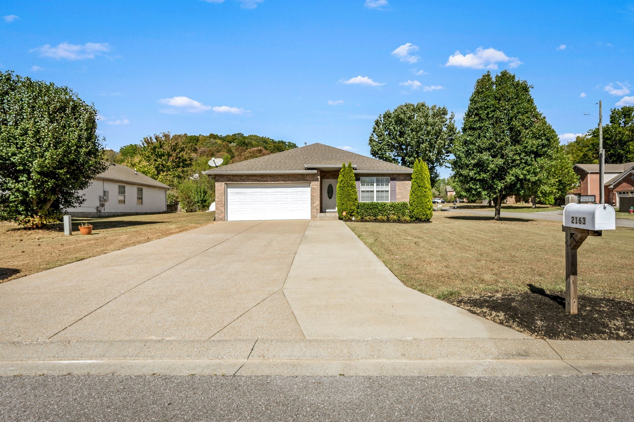 2163 Spring Hill Cir
