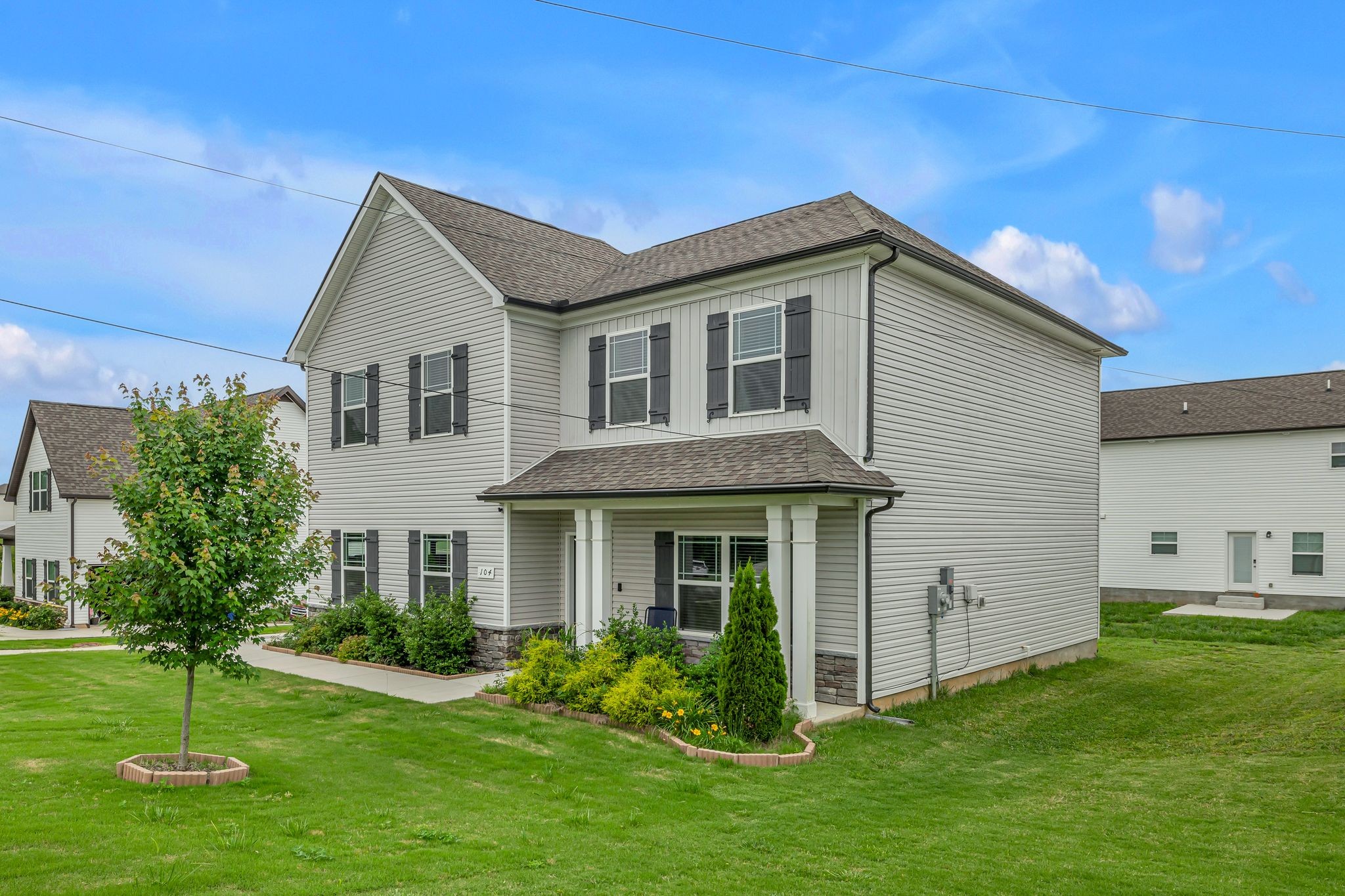 104 Curbow Ct