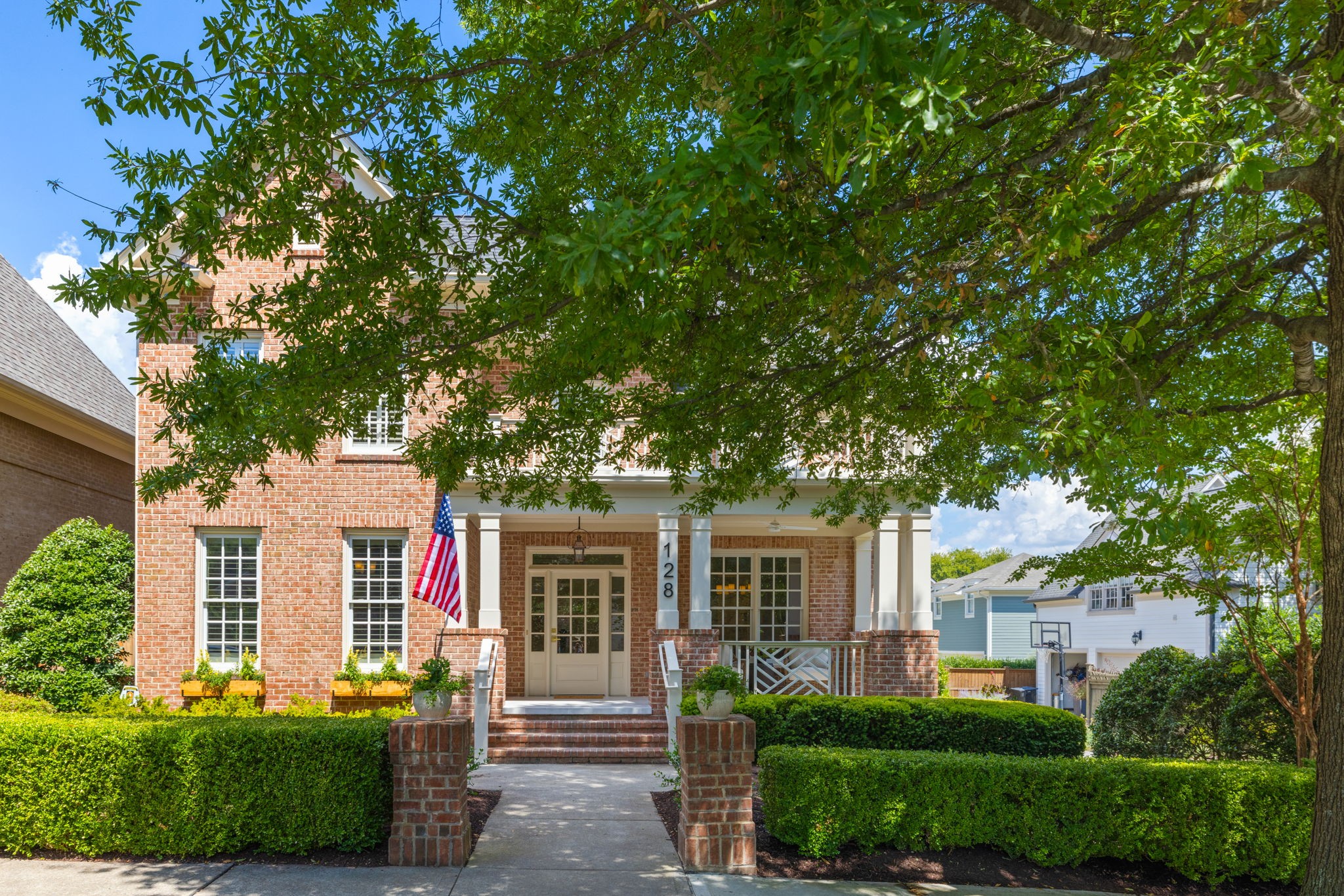 128 Addison Ave